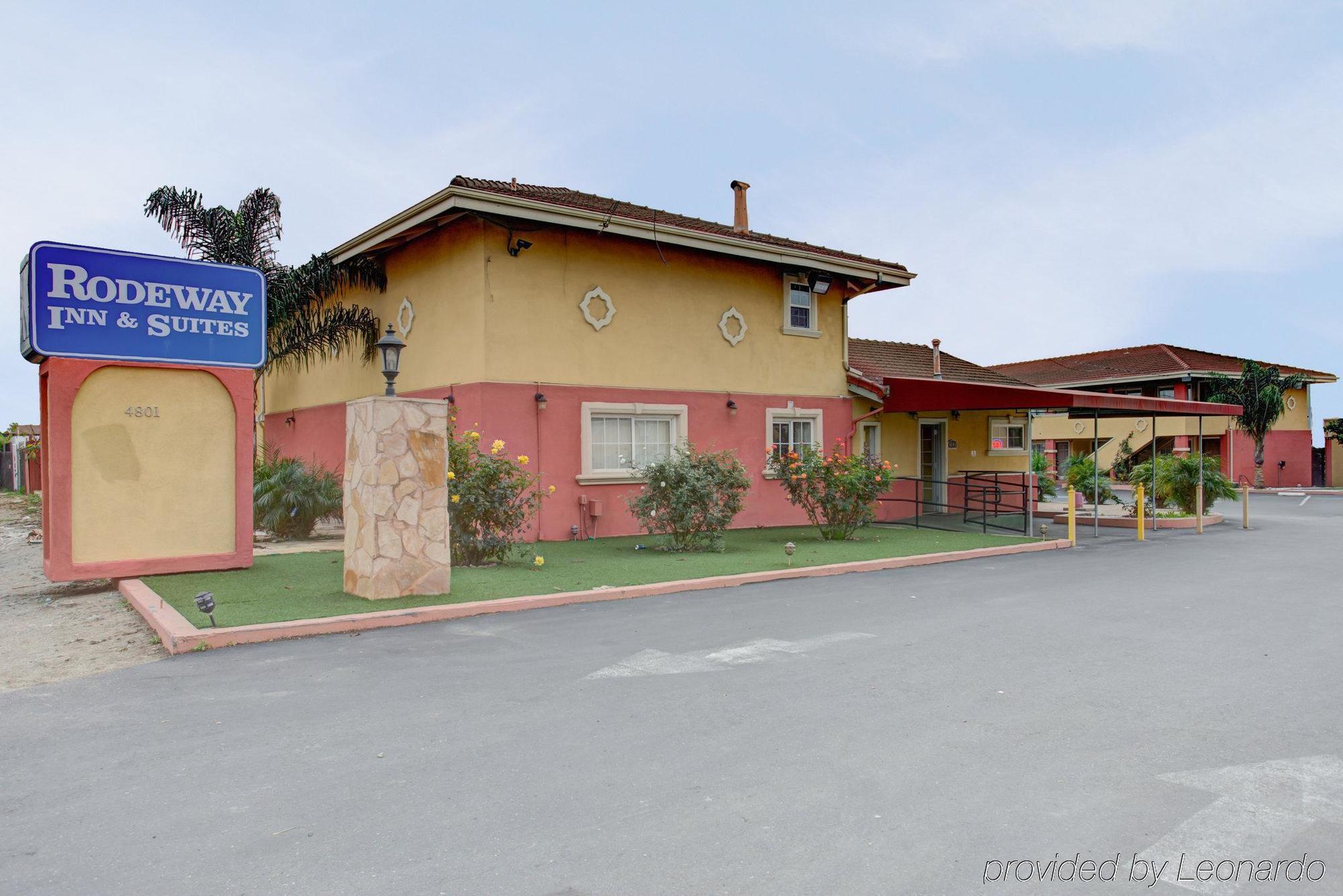 Rodeway Inn & Suites Near The Coliseum & Arena Оукланд Екстериор снимка