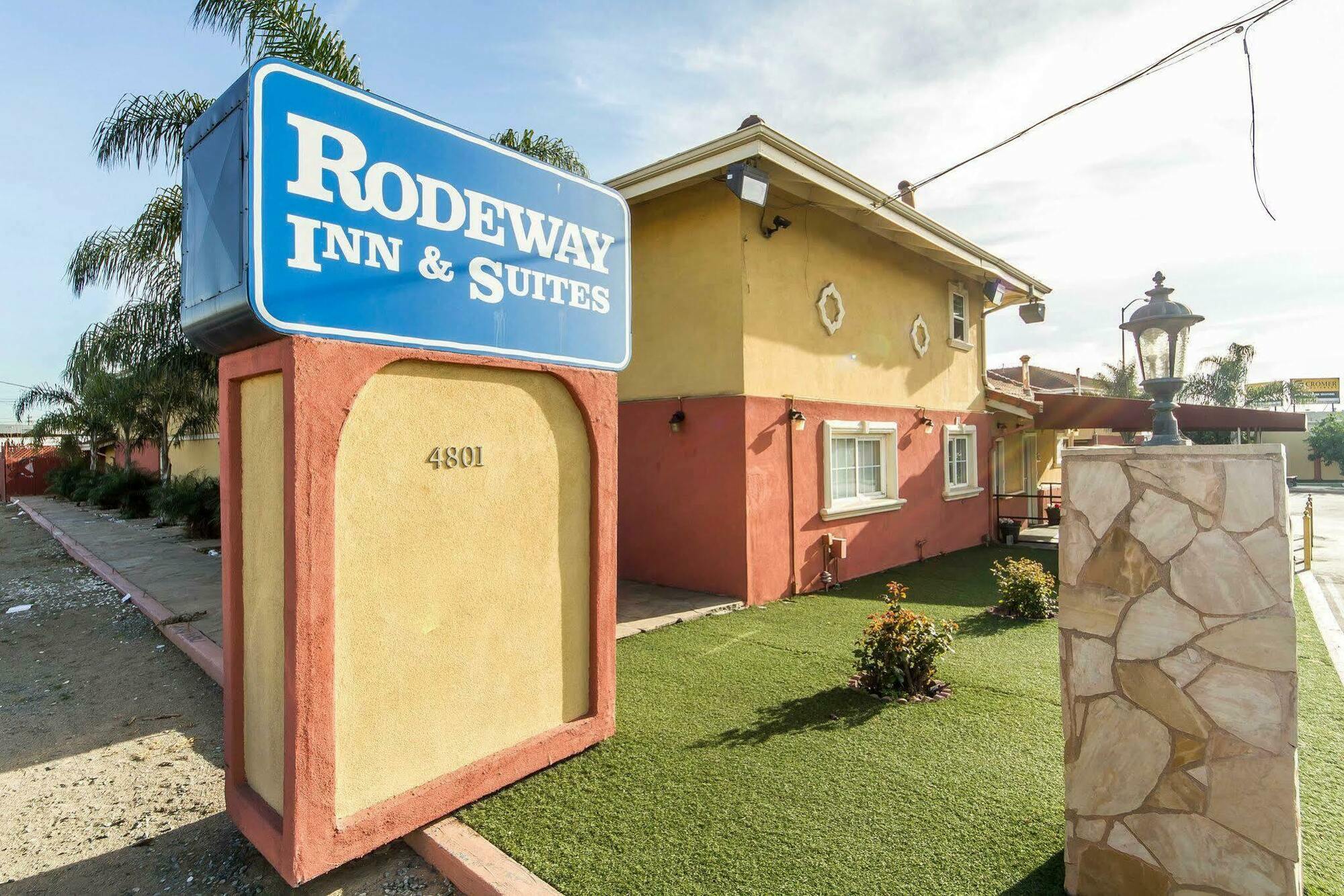 Rodeway Inn & Suites Near The Coliseum & Arena Оукланд Екстериор снимка